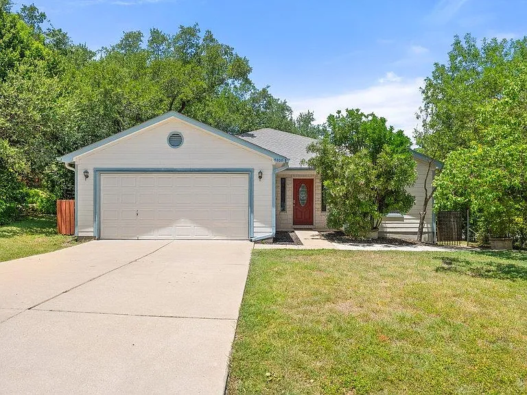 5208 Sioux Ln — Photo 1
