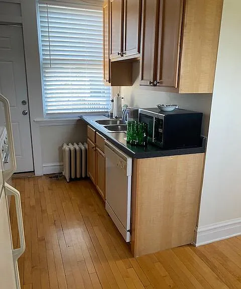 733 Elm St #301 — Photo 6