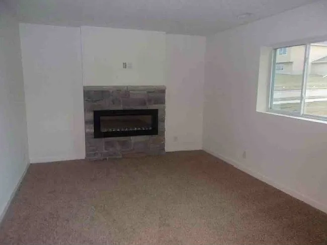 7121 N 167th Ave — Photo 2