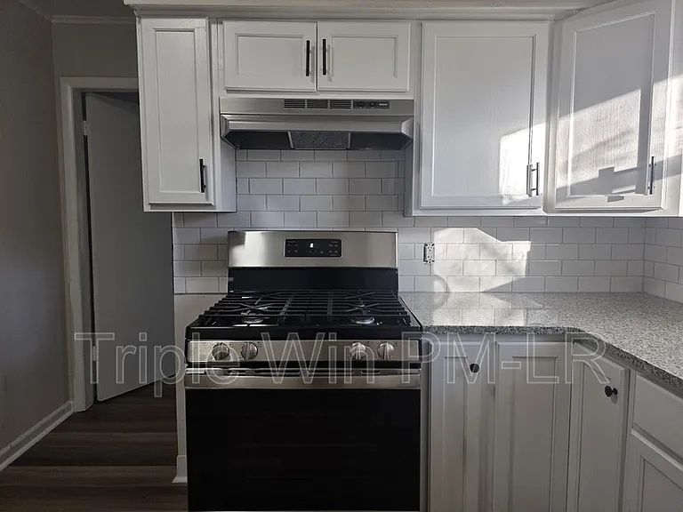 109 Farmere Cir — Photo 17