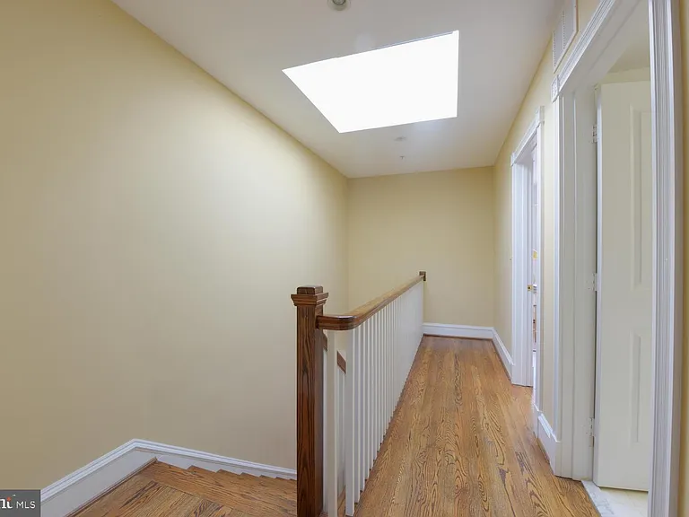 720 Potomac St — Photo 33