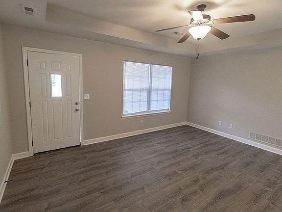 5th image of 4705 Dehaven Dr
