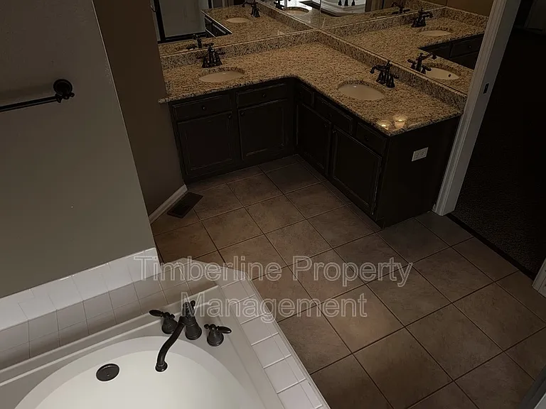 2511 Antietam Ln — Photo 34