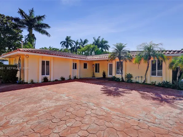2 NE 160th St, Miami, FL 33162