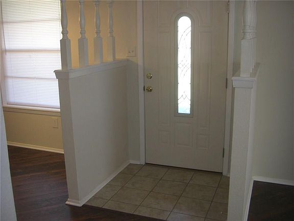 4th image of 502 N San Jose Dr