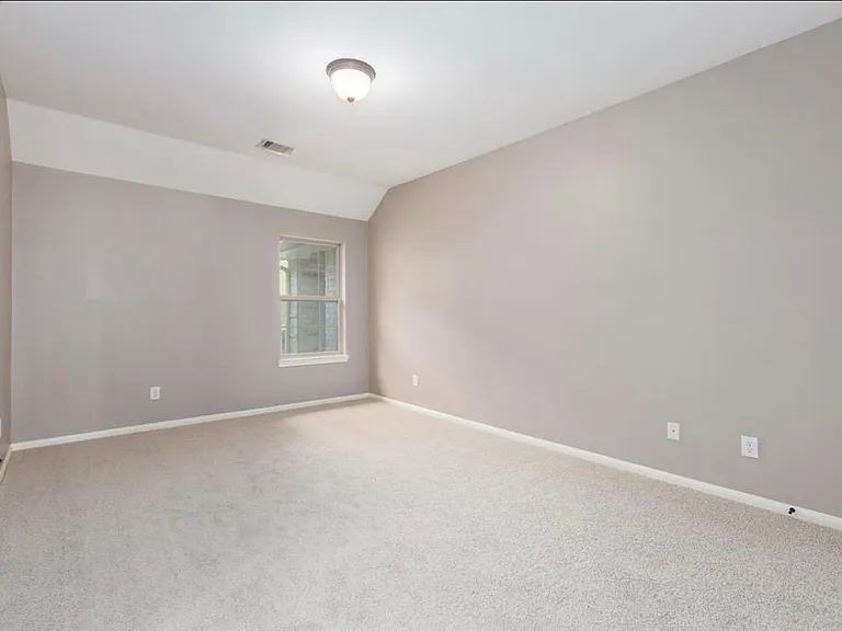 2207 Bayou Cove Ln — Photo 17
