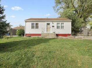 402 Brookwood Dr, Champaign, IL
