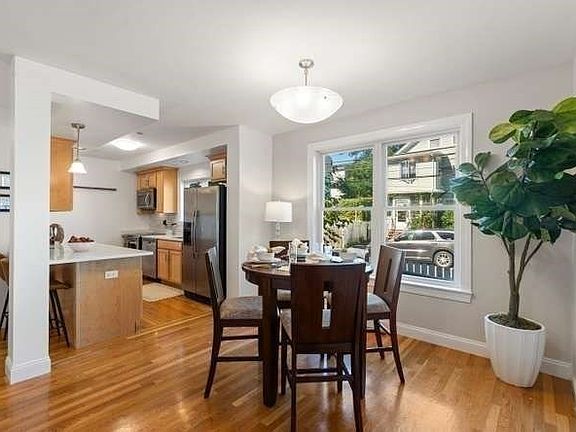 3rd image of 181 Cedar St Unit 2