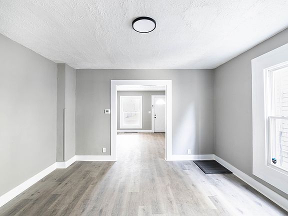 5th image of 633 N Tacoma Ave #635