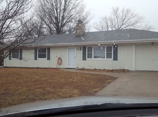 228 Knoxberry Dr, Manhattan, KS 66502