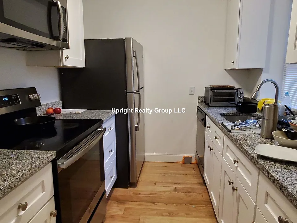 774 Columbus Ave #3