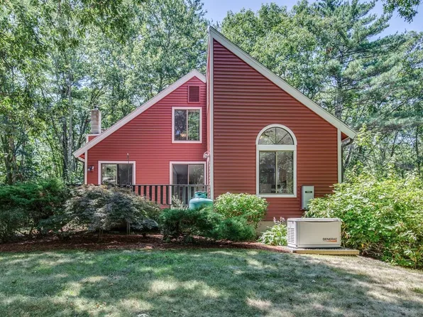 31 Bricketts Mill Road, Hampstead, NH 03841-2311