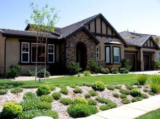 3229 Stoneberry Ln, Corona, CA 92882