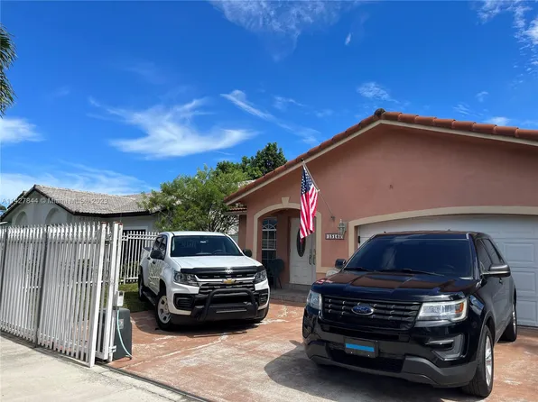 15140 SW 170th Ter, Miami, FL 33187