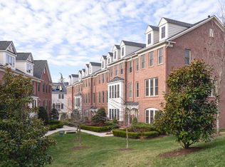 2638 S Kenmore Ct, Arlington, VA 22206