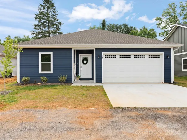 16 Summer Breeze Dr, Clyde, NC 28721