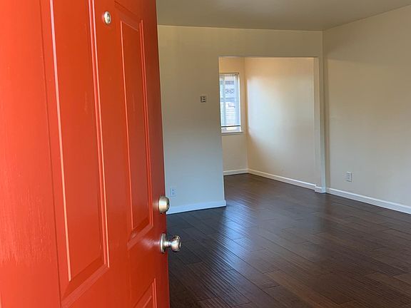 3rd image of 221 N Ellsworth Ave #3