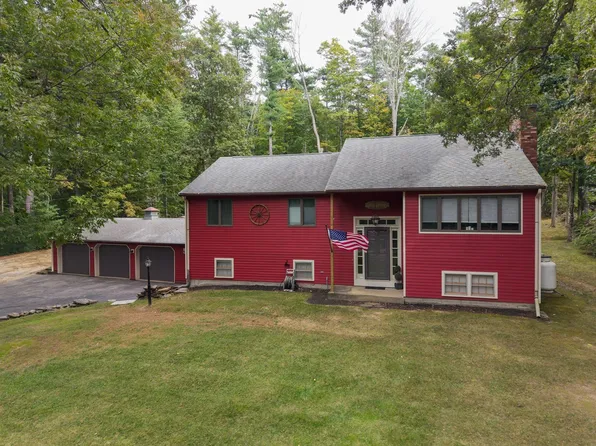 14 Old Village Rd, Sturbridge, MA 01566