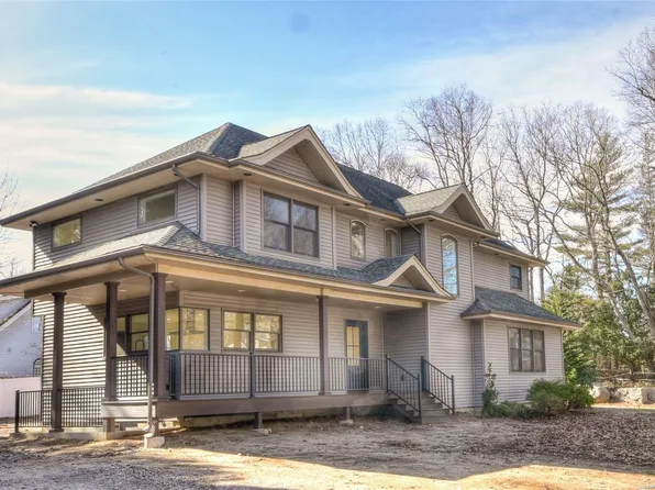 9 Stony Road, Stony Brook, NY 11790