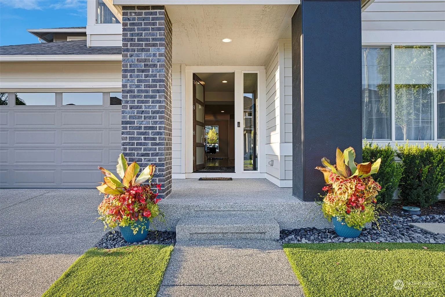 19149 136th Place SE photo 1