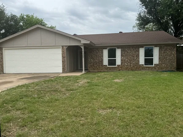 3302 Andrea Dr, Arlington, TX 76014