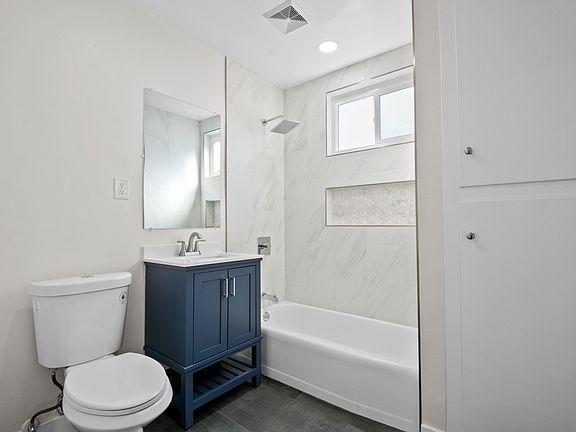 5th image of 6779 Obispo Ave #C