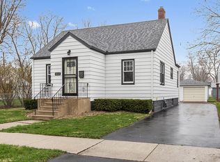 1443 Elizabeth St, Crete, IL 60417