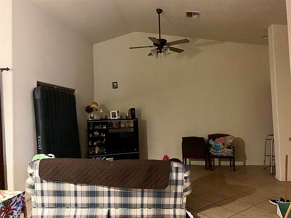 2nd image of 399 N Montano Dr