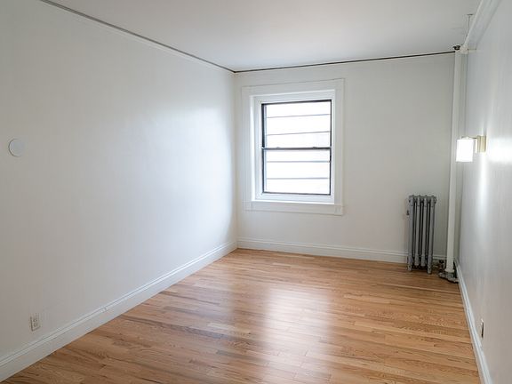 2nd image of 79 Westland Ave #301