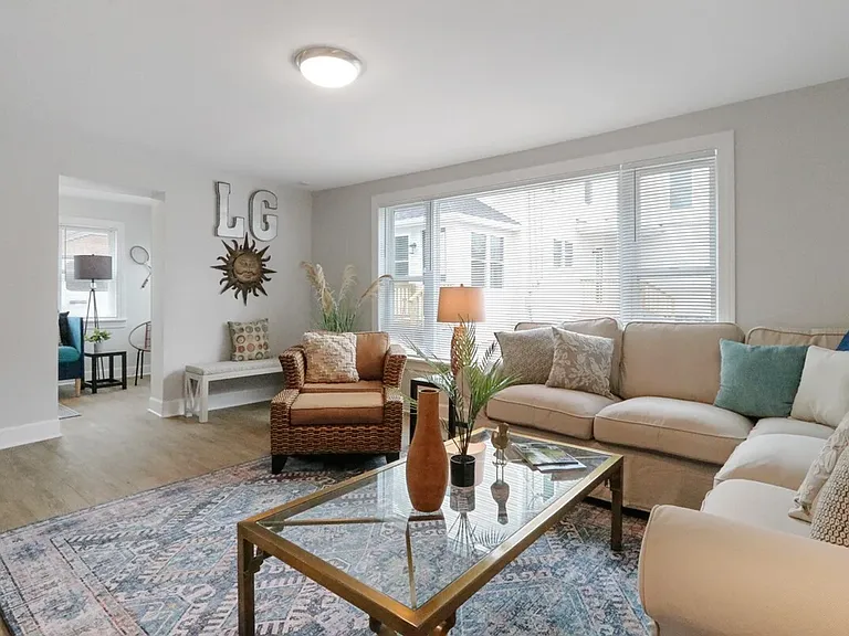 816 Wisconsin St — Photo 3