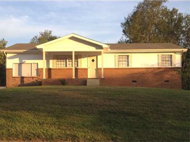 1st image of 1820 Bay Hill Dr
