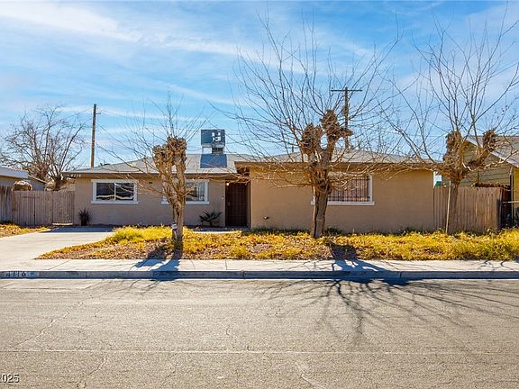 3rd image of 4116 E Ogden Ave