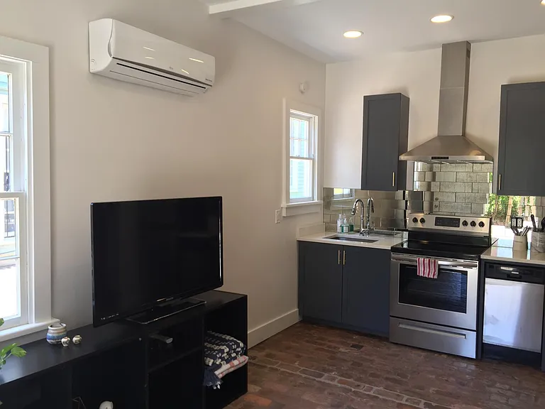 1420 Terpsichore St #3 — Photo 8