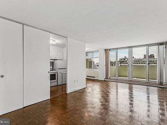 2nd image of 604 S Washington Sq APT 1704