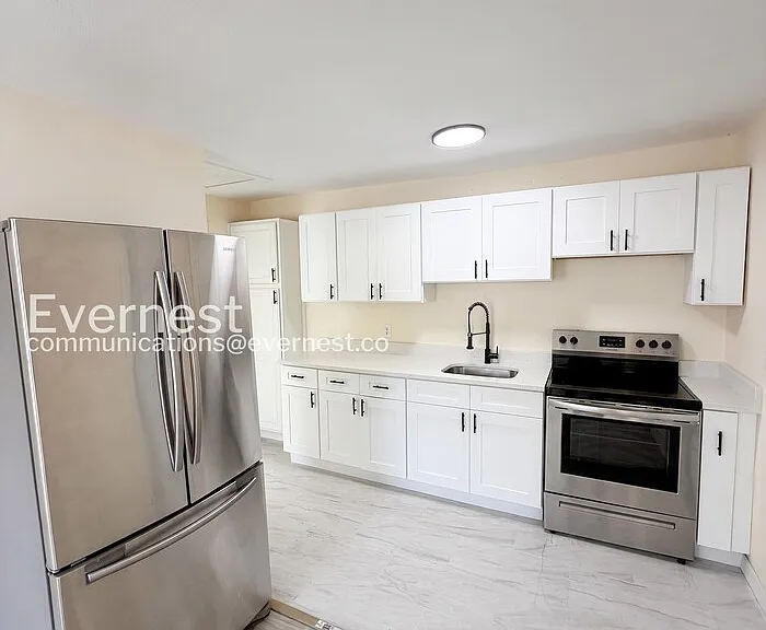 5680 28th St N #D5 — Photo 5