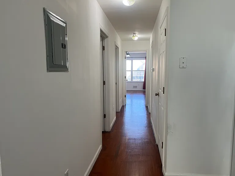 S 2nd St — Photo 5