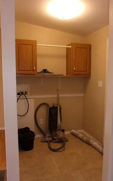 252 Sir Winston Dr — Photo 13
