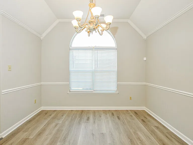 1550 Far Dr — Photo 7