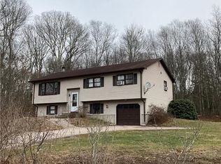 7 Deer Ridge Rd, Stonington, CT 06378