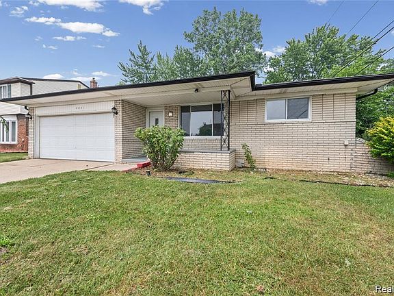 3rd image of 4051 Dickson Dr