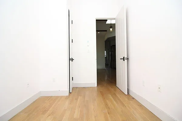 Rented by Rentopia | media 22