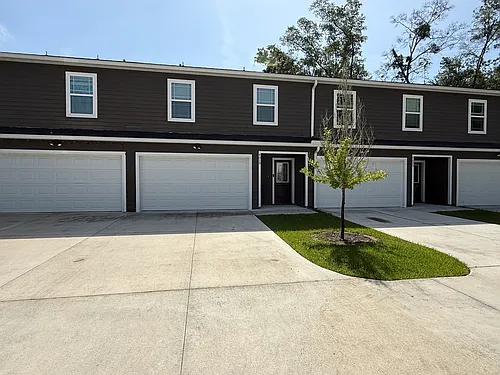 4019 Pine Hill Point #1 Photo 1