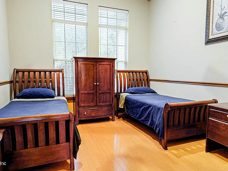 5549 Steamboat Rd — Photo 38