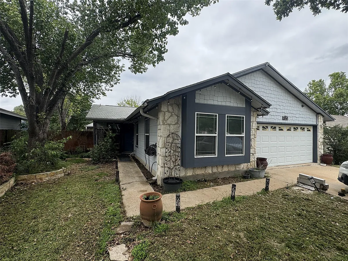 Building Photo - 5814 Shreveport Dr