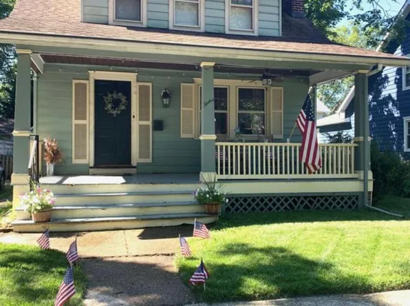 12 E Cottage Ave, Haddonfield, NJ 08033