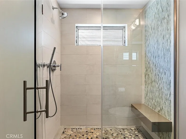 726 Loma Dr — Photo 40