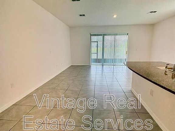 5th image of 3342 Pleasant Willow Ct