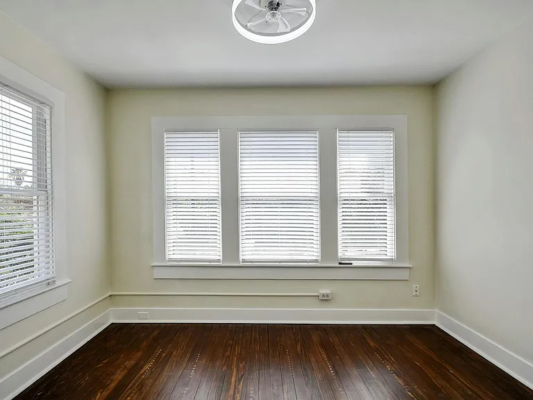 423 W Woodlawn Ave #2 — Photo 17