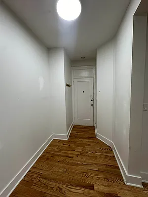 Rented by R New York | media 26