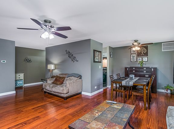 3rd image of 3004 Roberts Dr APT 6